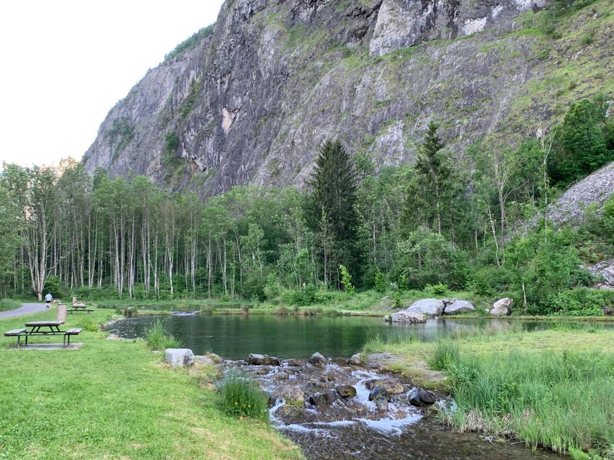 L'Oree Du Vert Le Bourg-dʼOisans Exterior foto